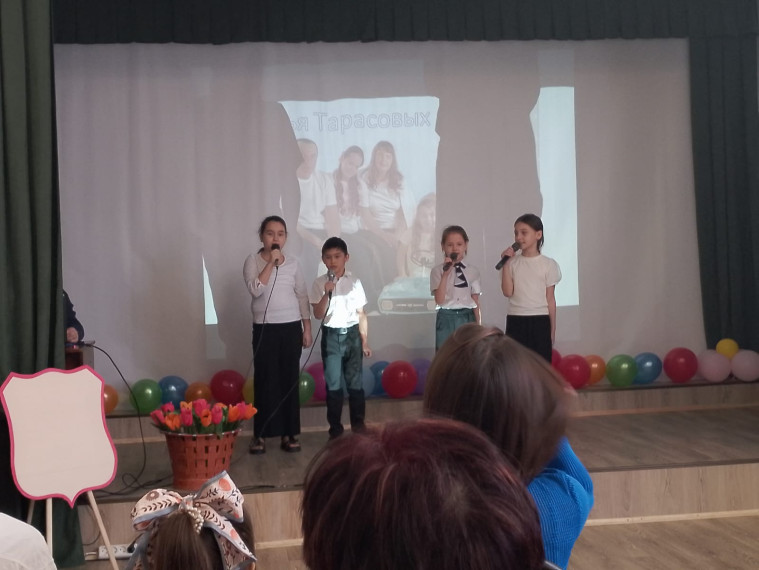 Семья Ситкалиевых..