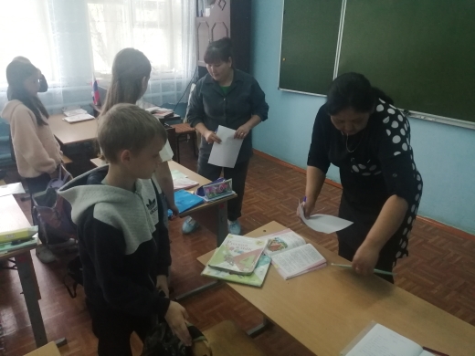 Рейд по проверке сохранности учебников и внешнего вида учащихся.